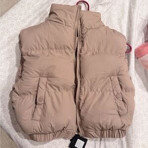 Puffer Vest in taupe